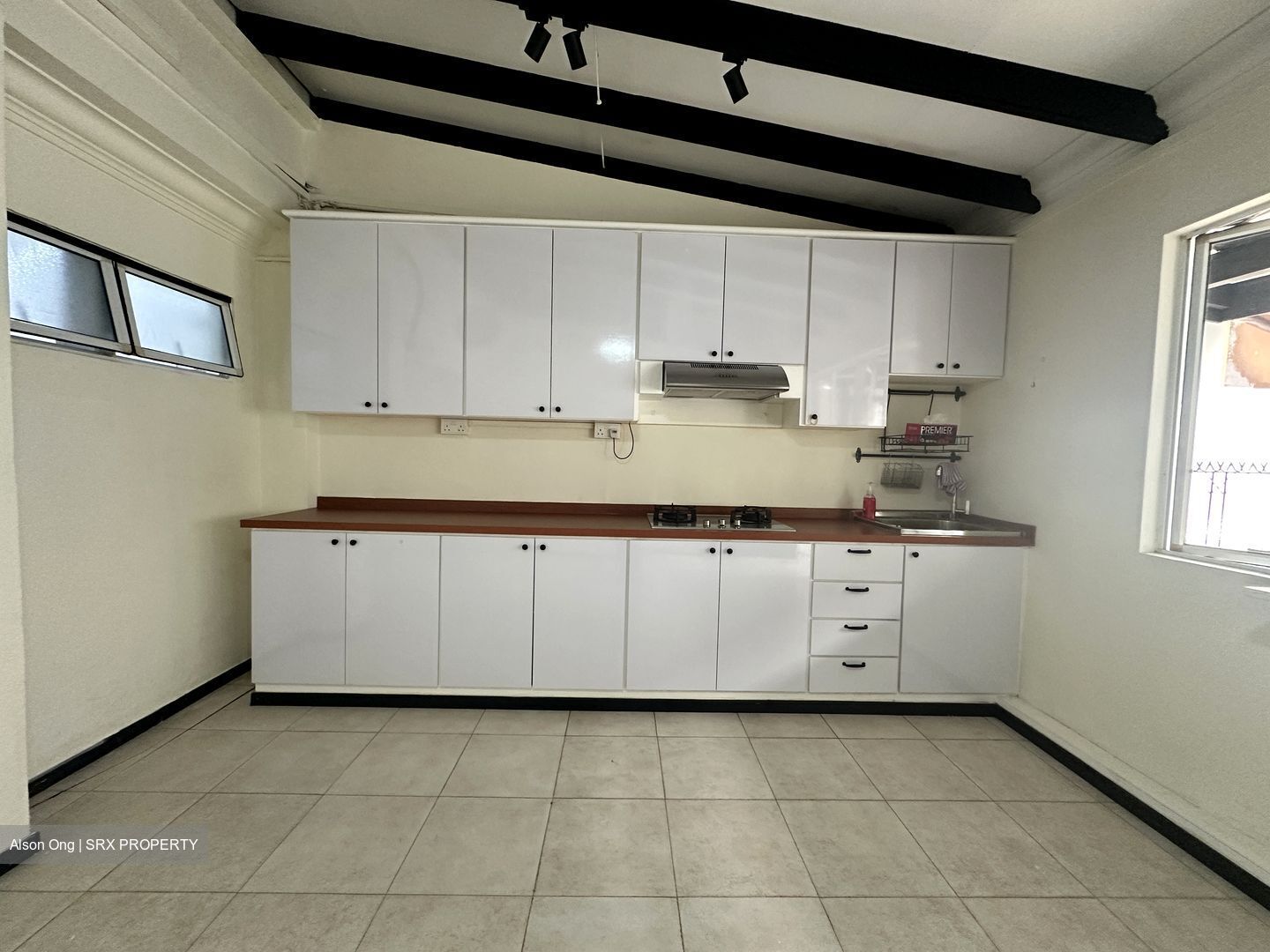 Stirling Road (D3), Terrace #560232371